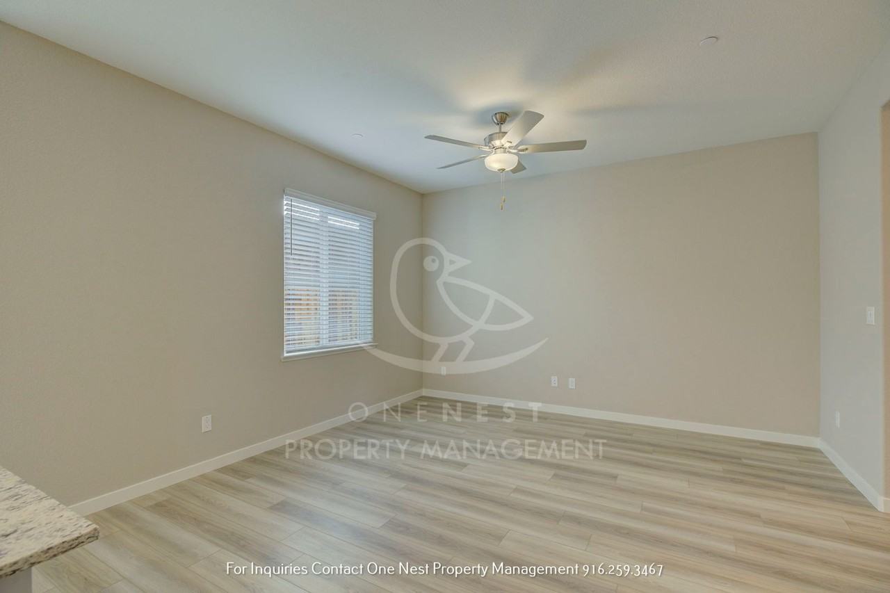 2231 Comstock Lane - Photo 7 of 28