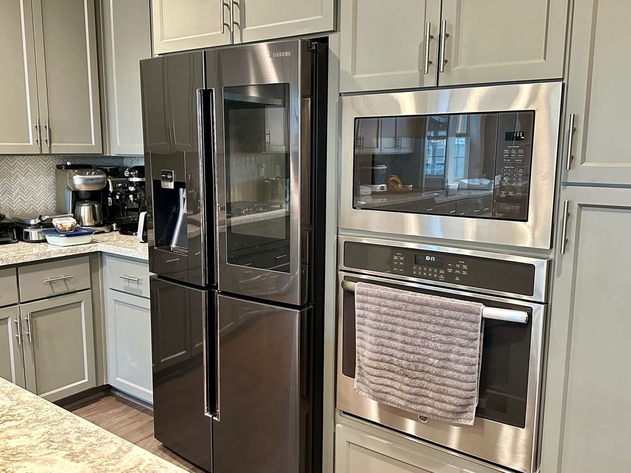 1089 S Dana Ct - Photo 6 of 36