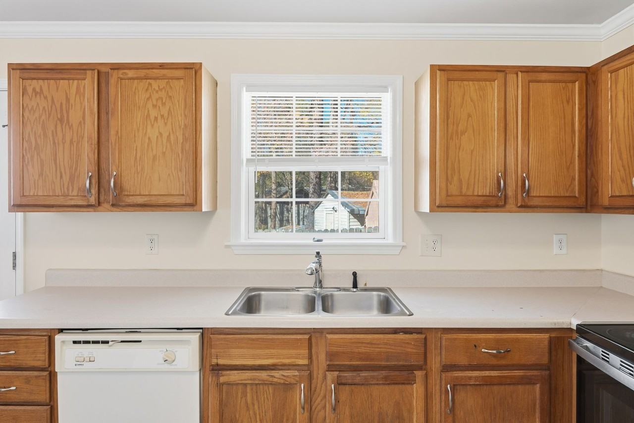 4412 Archibald Way - Photo 7 of 22