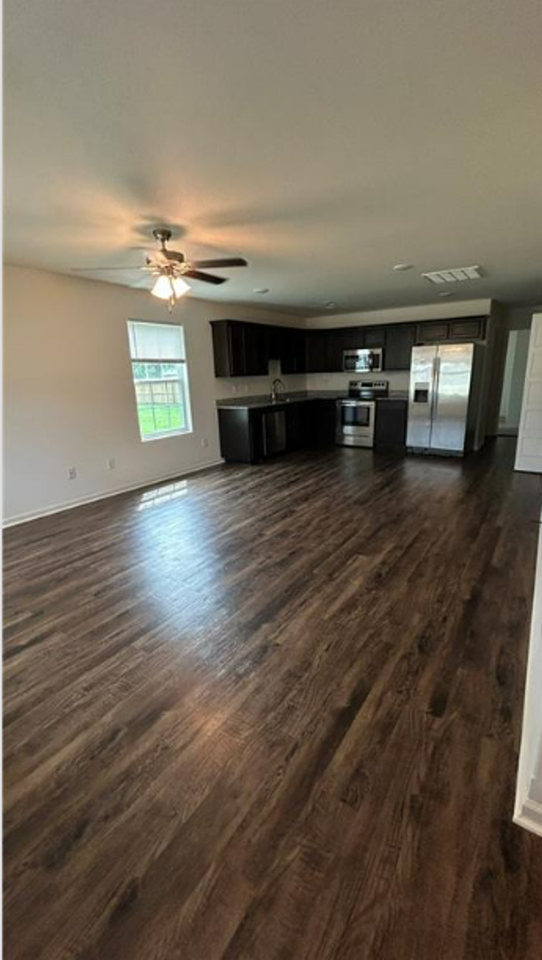 305 Fieldstone Cir Sw - Photo 2 of 10