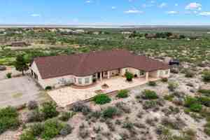 featured image of 31 Running Deer Mdws