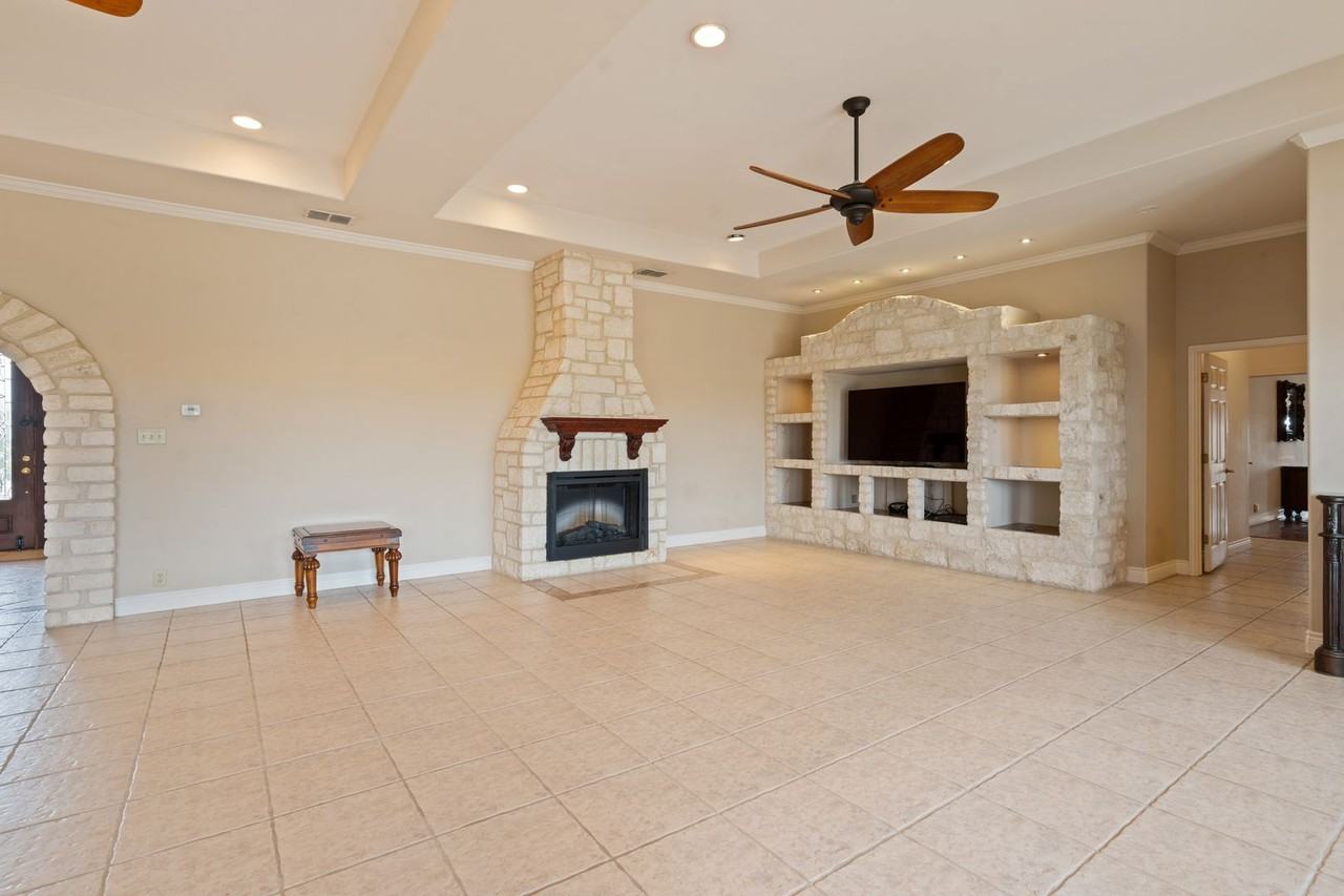 31 Running Deer Mdws - Photo 5 of 25