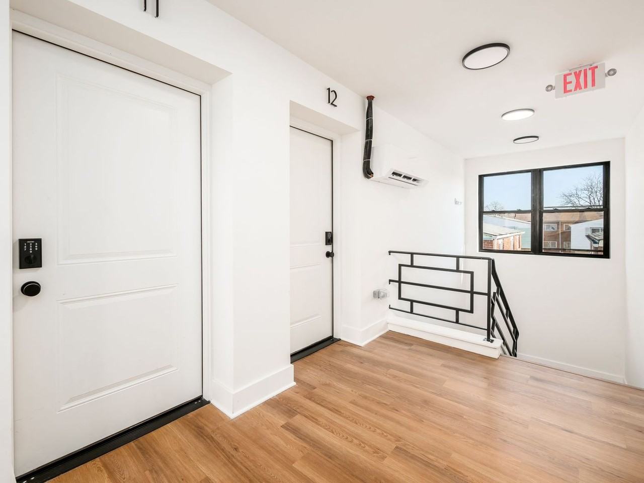 1656 E Livingston Ave #11 - Photo 5 of 9