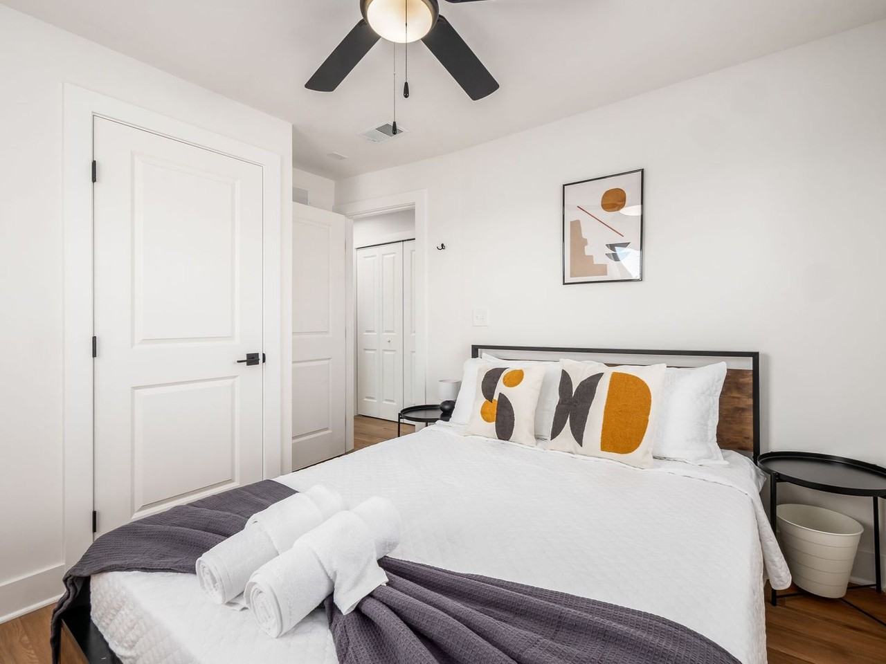 1656 E Livingston Ave #11 - Photo 6 of 9