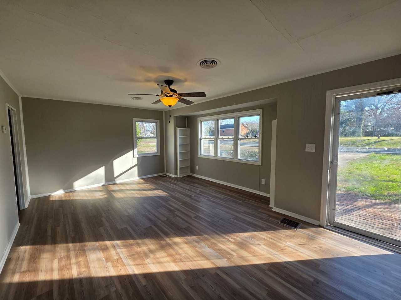 2607 South Virginia Street - Photo 2 of 13