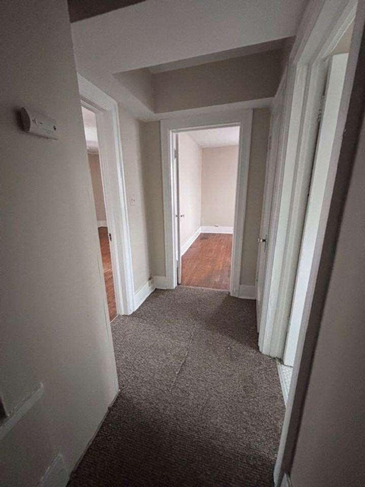 Casa Linda (108 S. 49th Ave.) - Photo 6 of 36