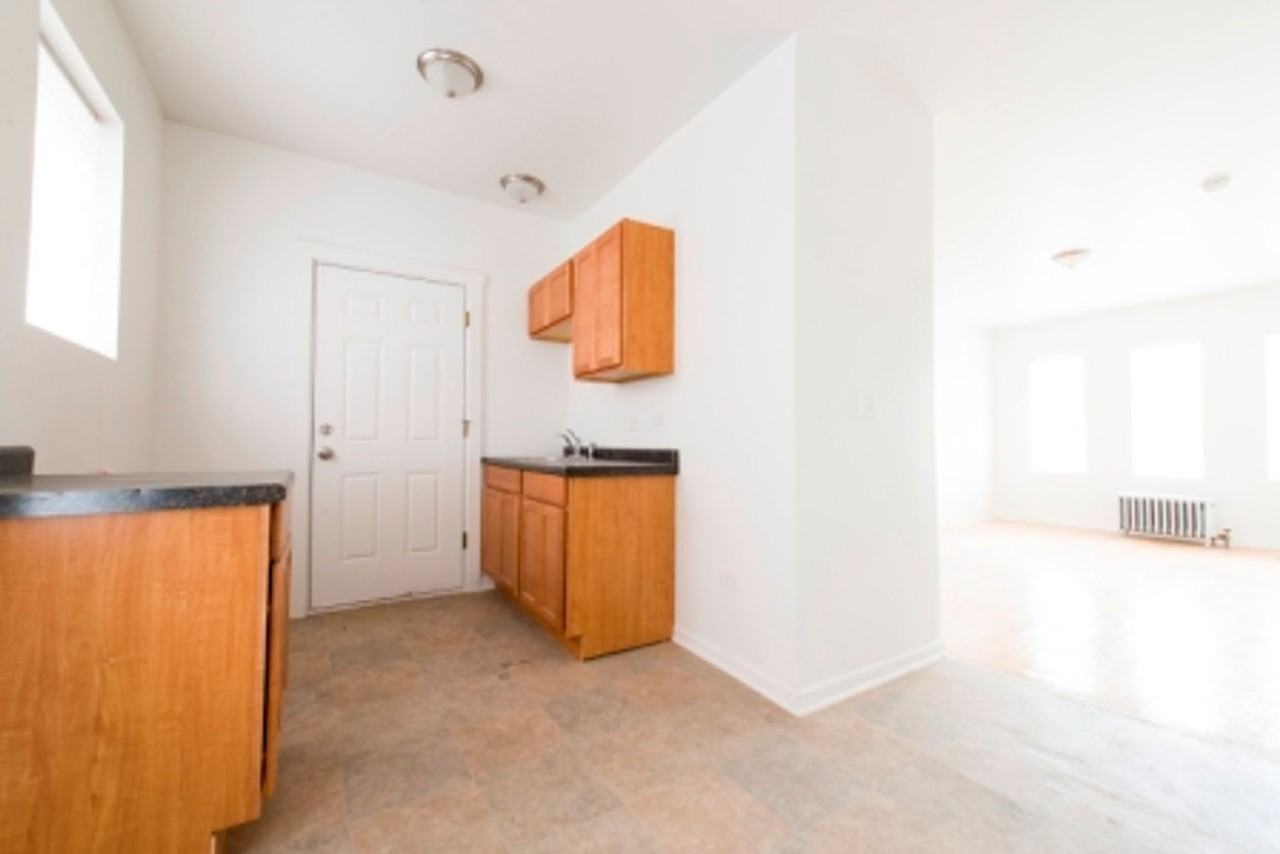 1010 S 2nd Ave Maywood, IL 60153 - Photo 5 of 40