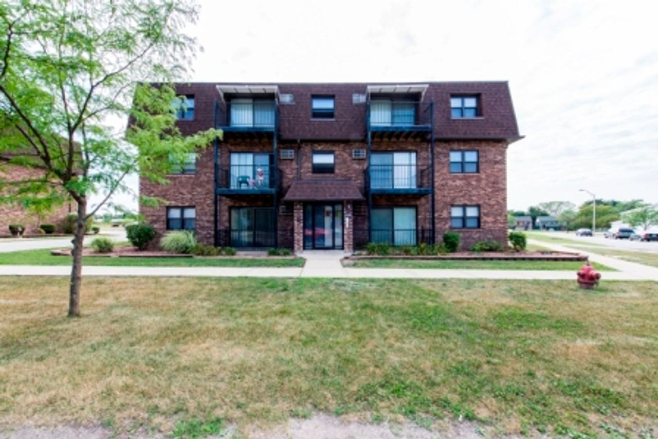 21746 Jeffrey Avenue Sauk Village, IL 60411 - Photo 6 of 11