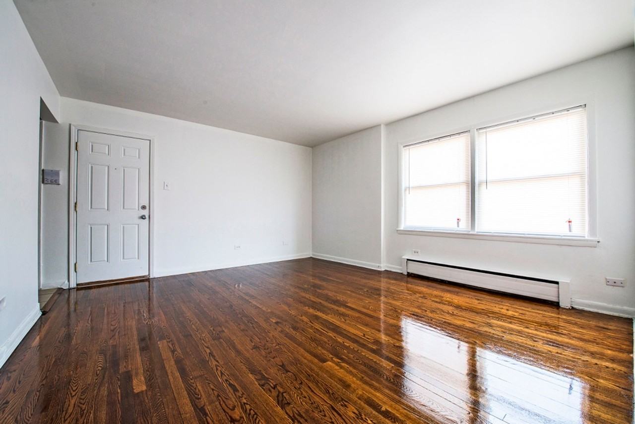 729 N Central - Photo 2 of 12