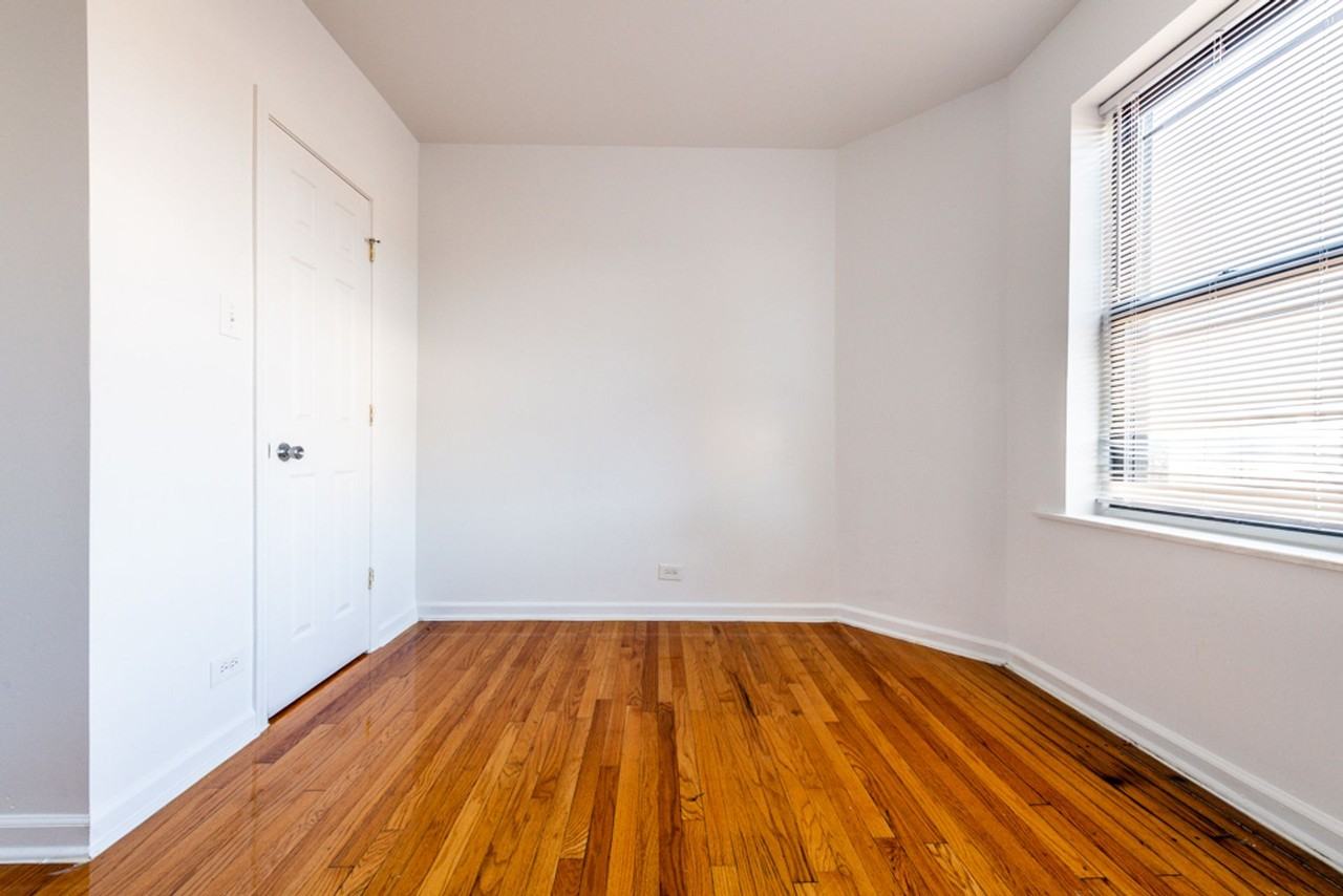 8127 S Ellis Ave Chicago, IL 60619 - Photo 6 of 17