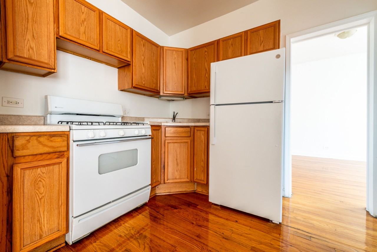 5836-46 W Madison St Chicago, IL 60644 - Photo 6 of 26