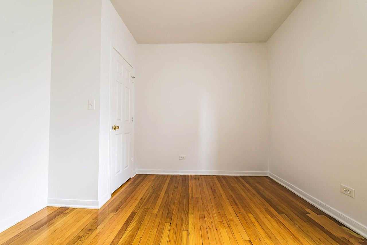 7263 S Coles Chicago, IL 60649 - Photo 7 of 31