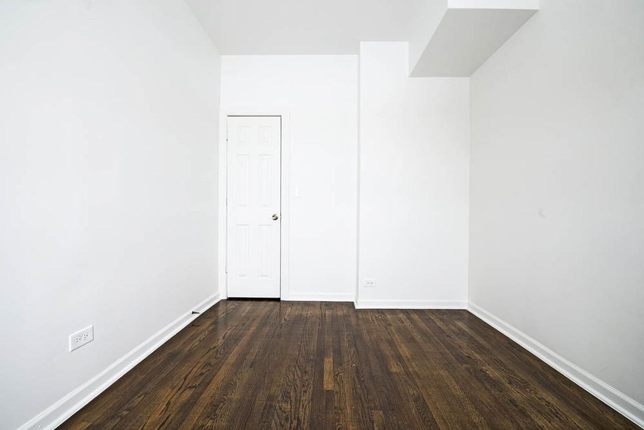 7254 S University Ave Chicago, IL 60619 - Photo 5 of 29