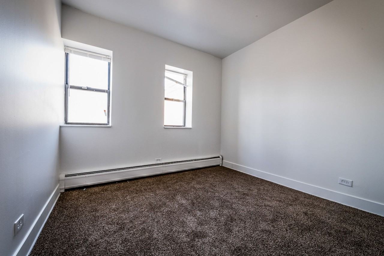 136 E 155th St Harvey, IL 60426 - Photo 7 of 29