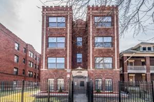 featured image of 136 E 155th St