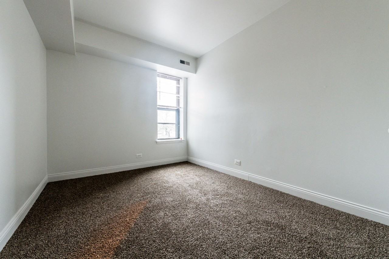 5046 S Champlain Ave 612 E 51st St Chicago, IL 60615 - Photo 6 of 26