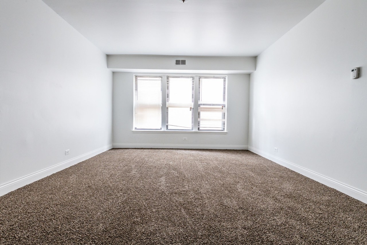 5046 S Champlain - Photo 7 of 26