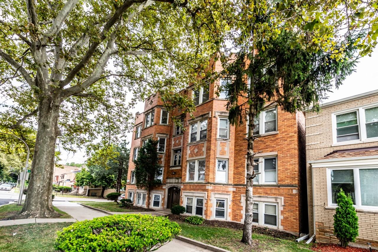 8201-8205 S Kingston Ave 2539-2541 E 82nd Street Chicago, IL 60617 - Photo 7 of 9