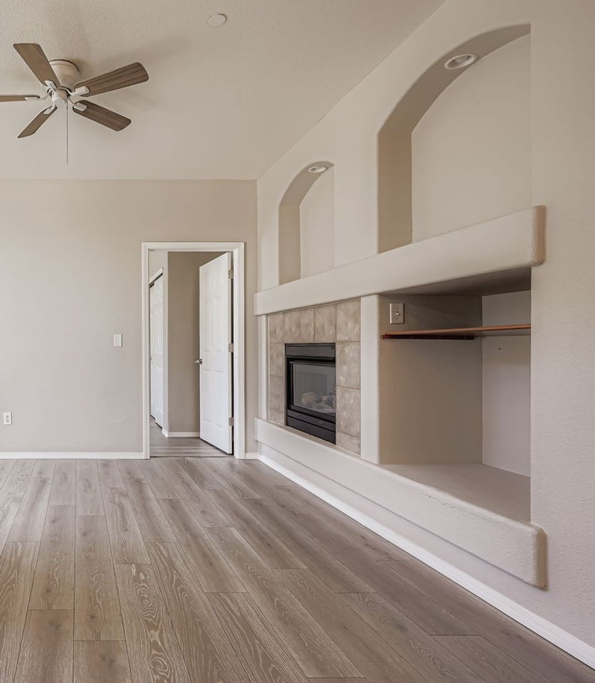 12711 Colorado Blvd - Photo 3 of 15