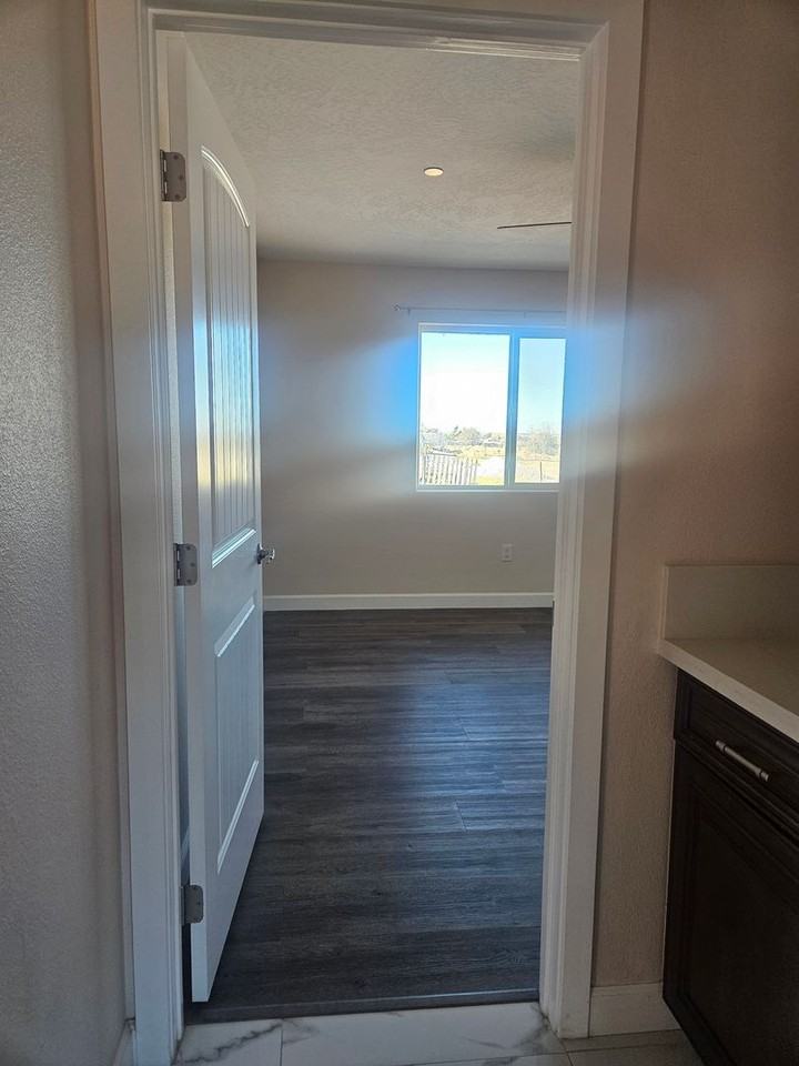 10624 Joshua Rd #1 - Photo 7 of 27