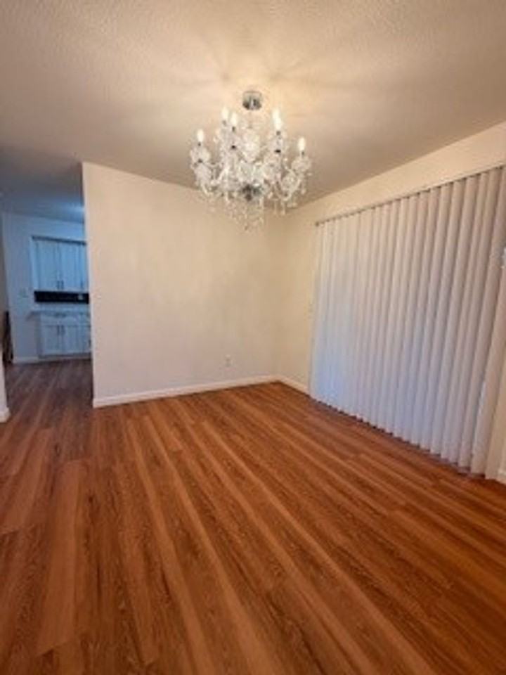 2607 Baltic Dr - Photo 4 of 15