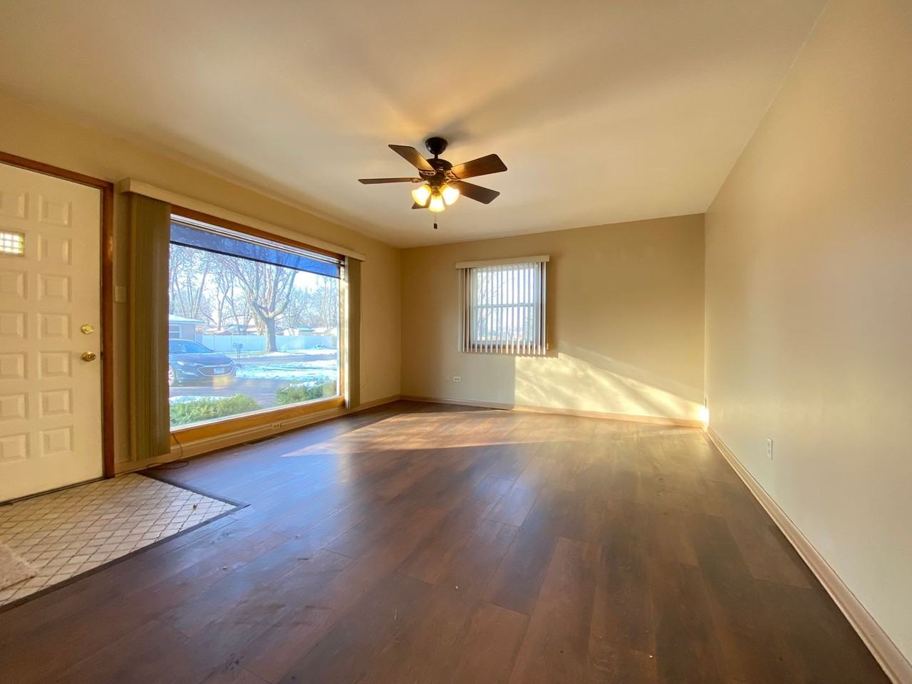 46 East 66th Place - Photo 4 of 18