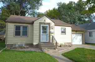 featured image of 216 North Lloyd Street