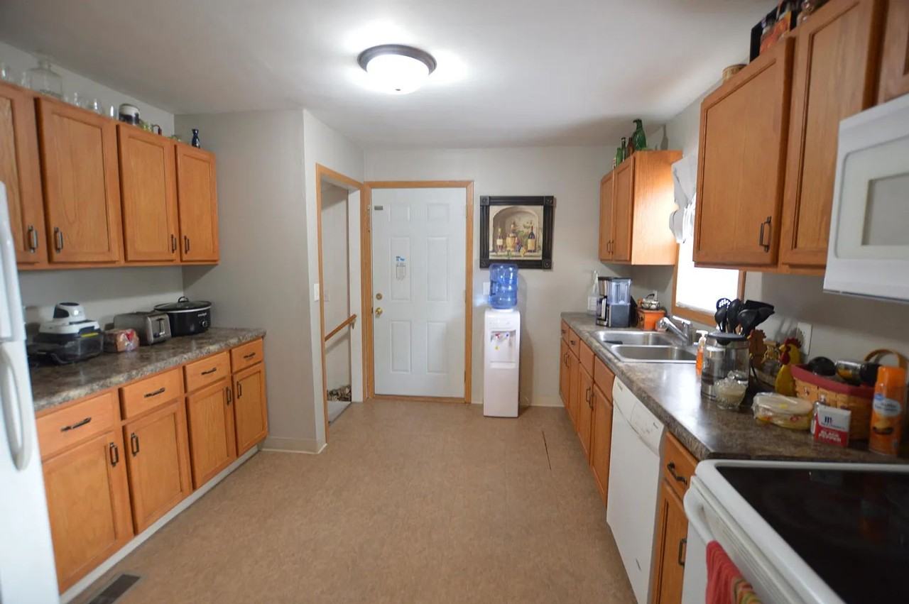 216 North Lloyd Street - Photo 5 of 13