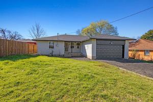 featured image of 1116 Oxbow Lane