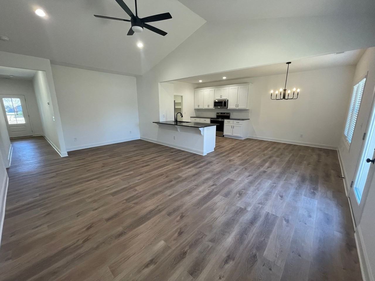 40 Dogwood Street - Photo 7 of 37