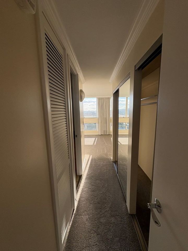 1212 Punahou Street #2005 - Photo 7 of 20