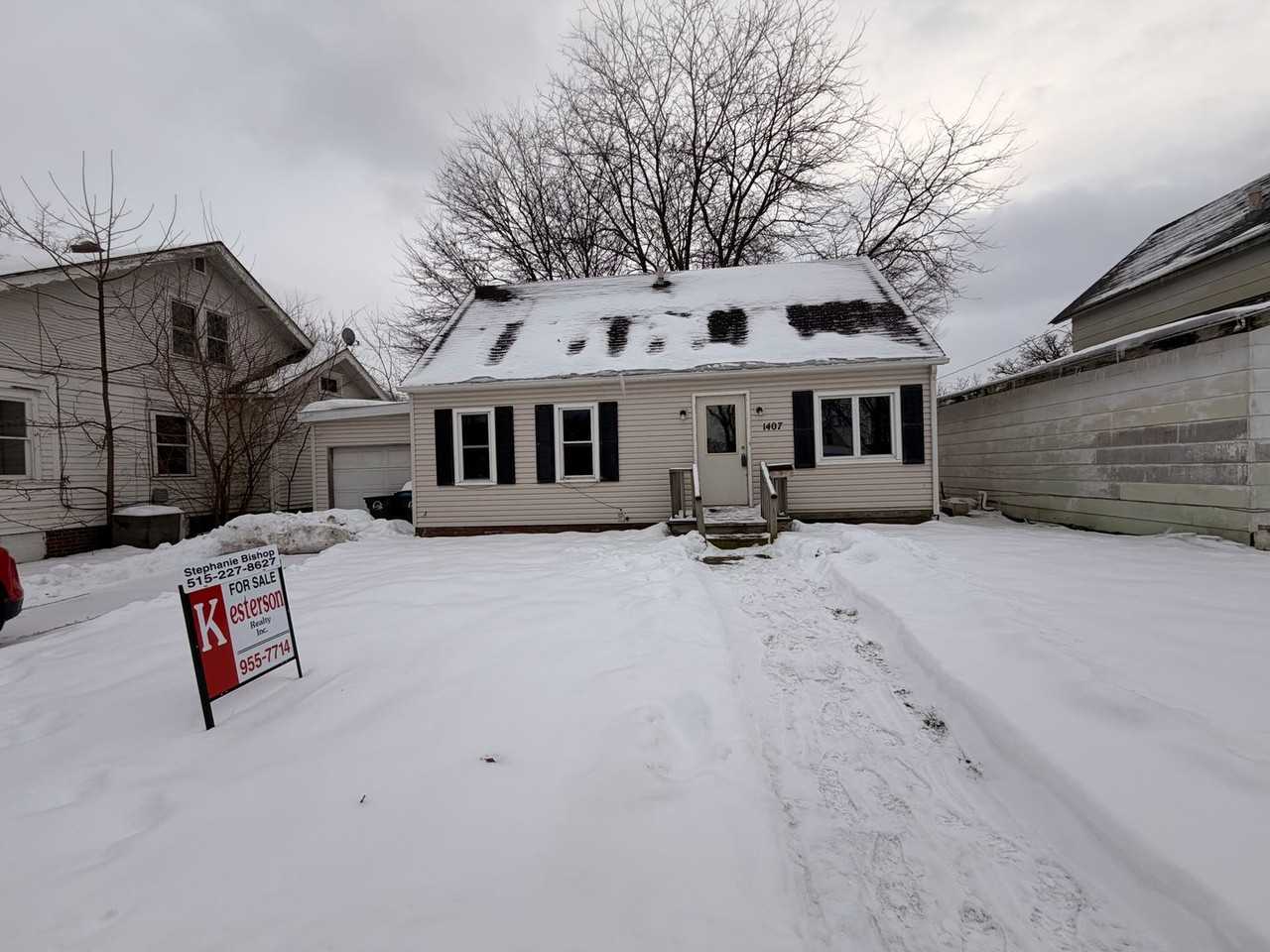 1407 8th Avenue South - Photo 2 of 7