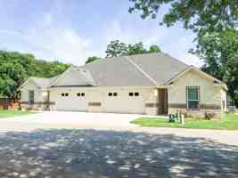 featured image of 2915 Savanna Court