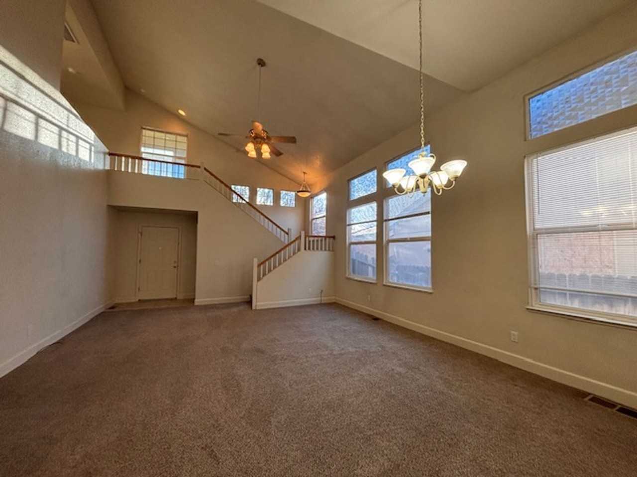 719 Red Jacket Drive - Photo 2 of 9