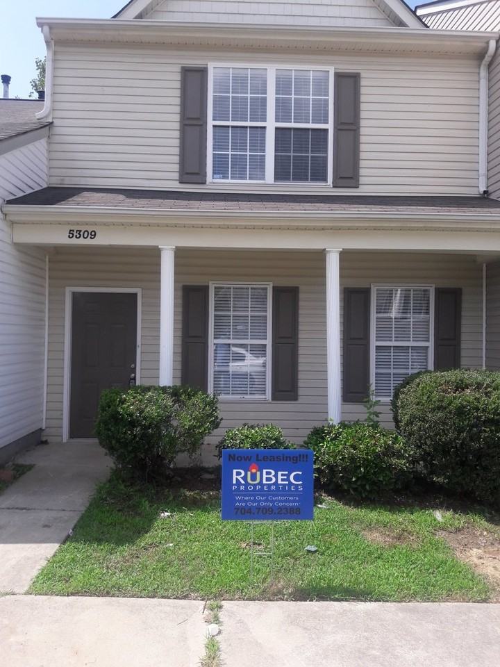 5309 Esther Ln - Photo 2 of 11