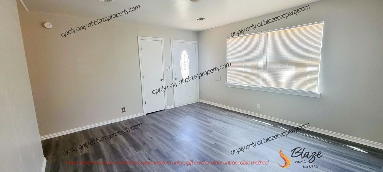 2316 Northwest 11th Avenue - Photo 4 of 18