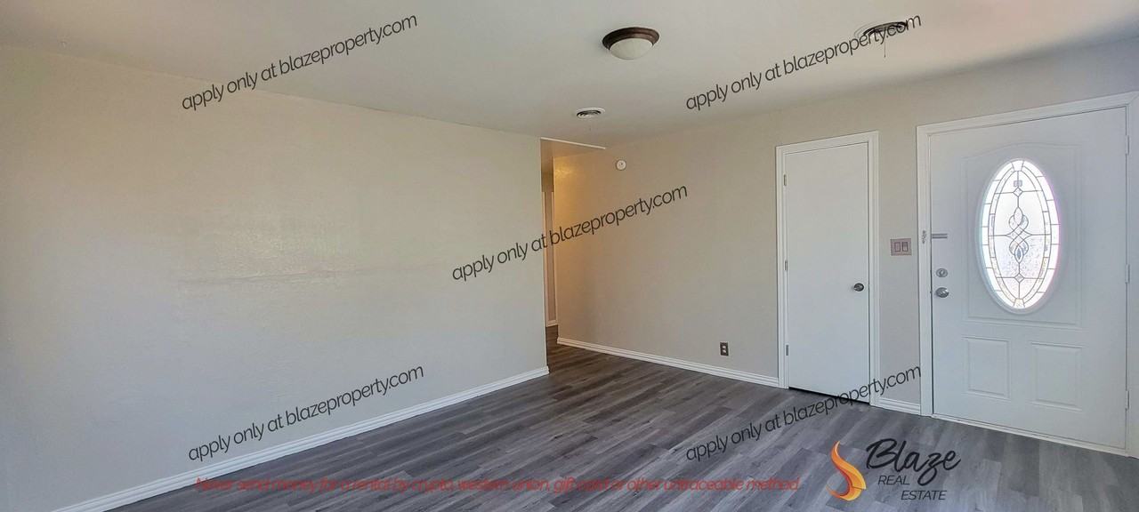 2316 Northwest 11th Avenue - Photo 5 of 18