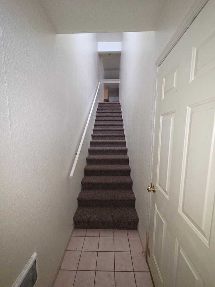 4930 Benley Court - Photo 3 of 22