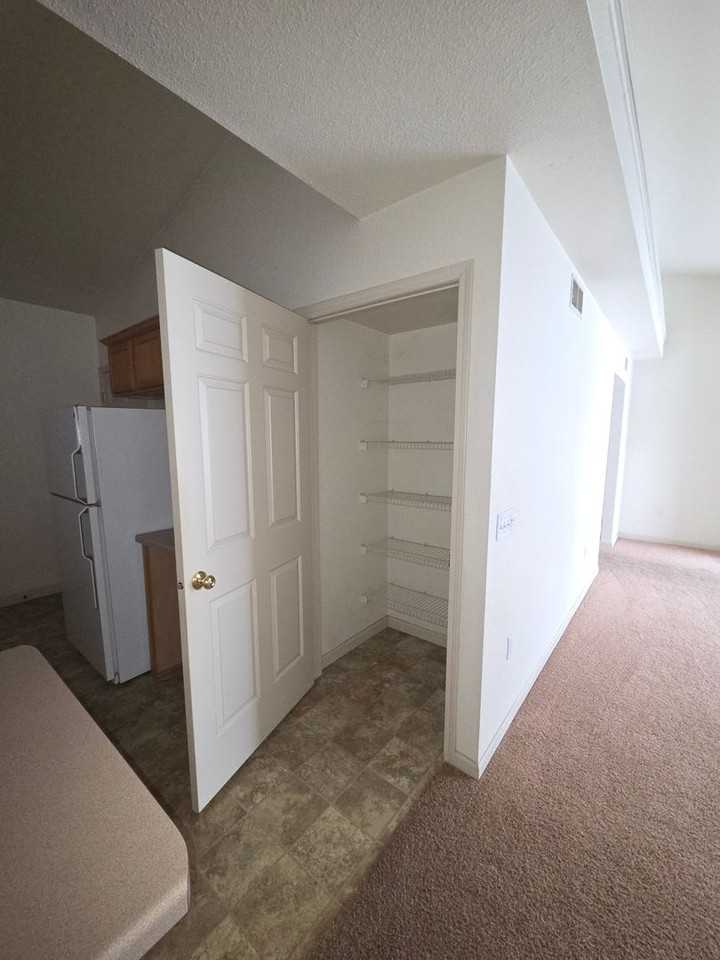 4930 Benley Court - Photo 7 of 22