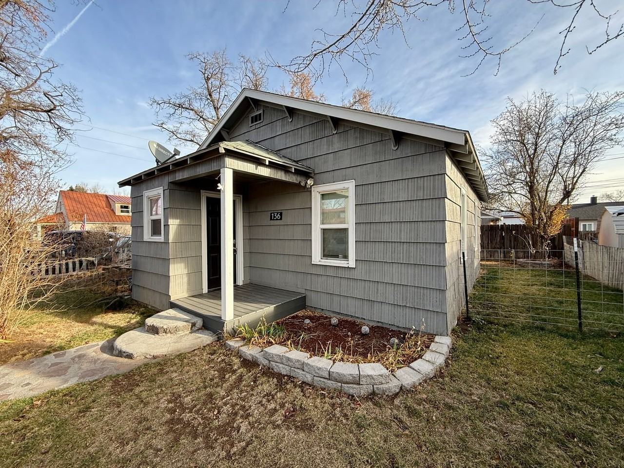 136 Sw 3rd St - Photo 4 of 19