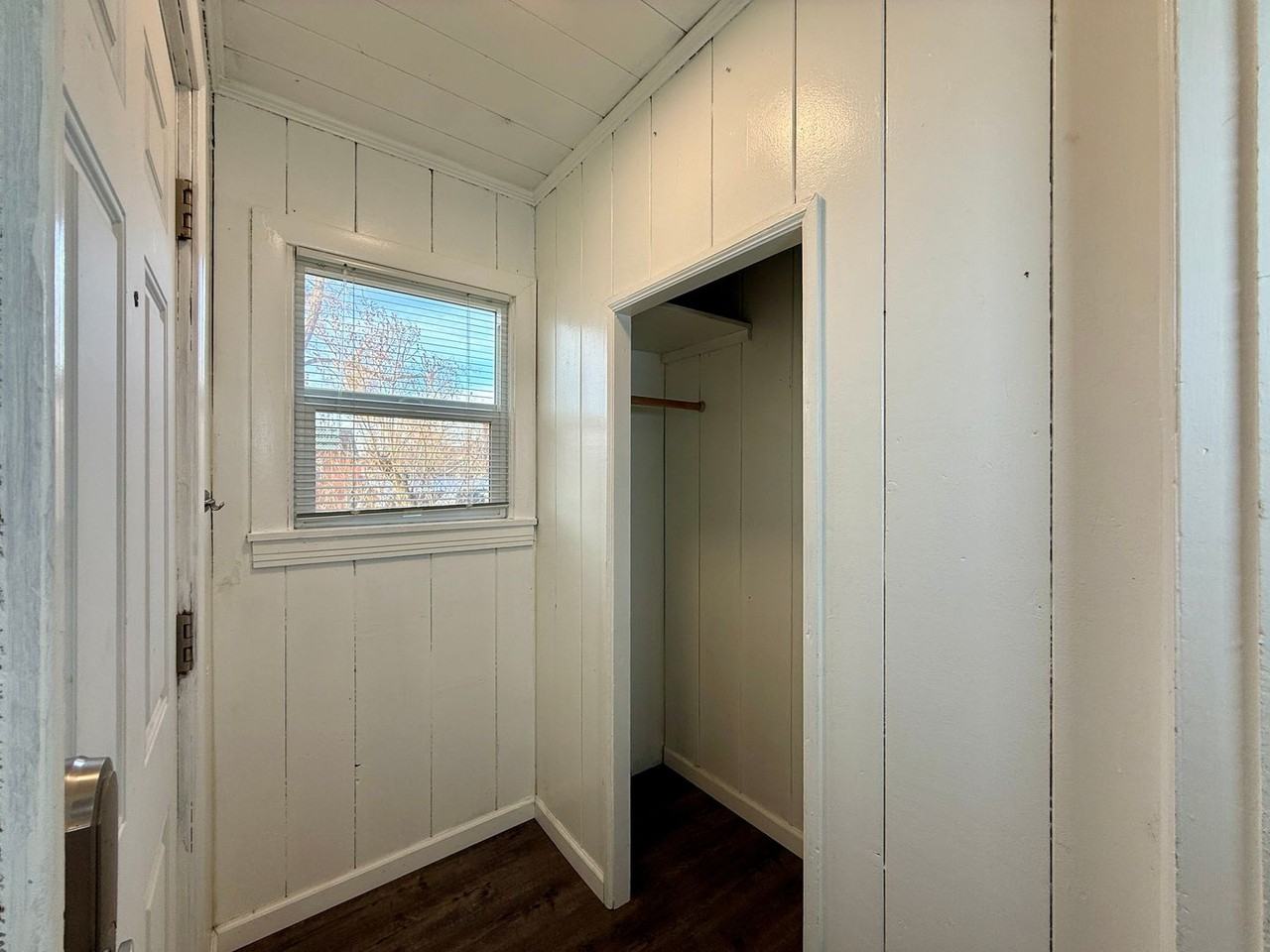 136 Sw 3rd St - Photo 5 of 19