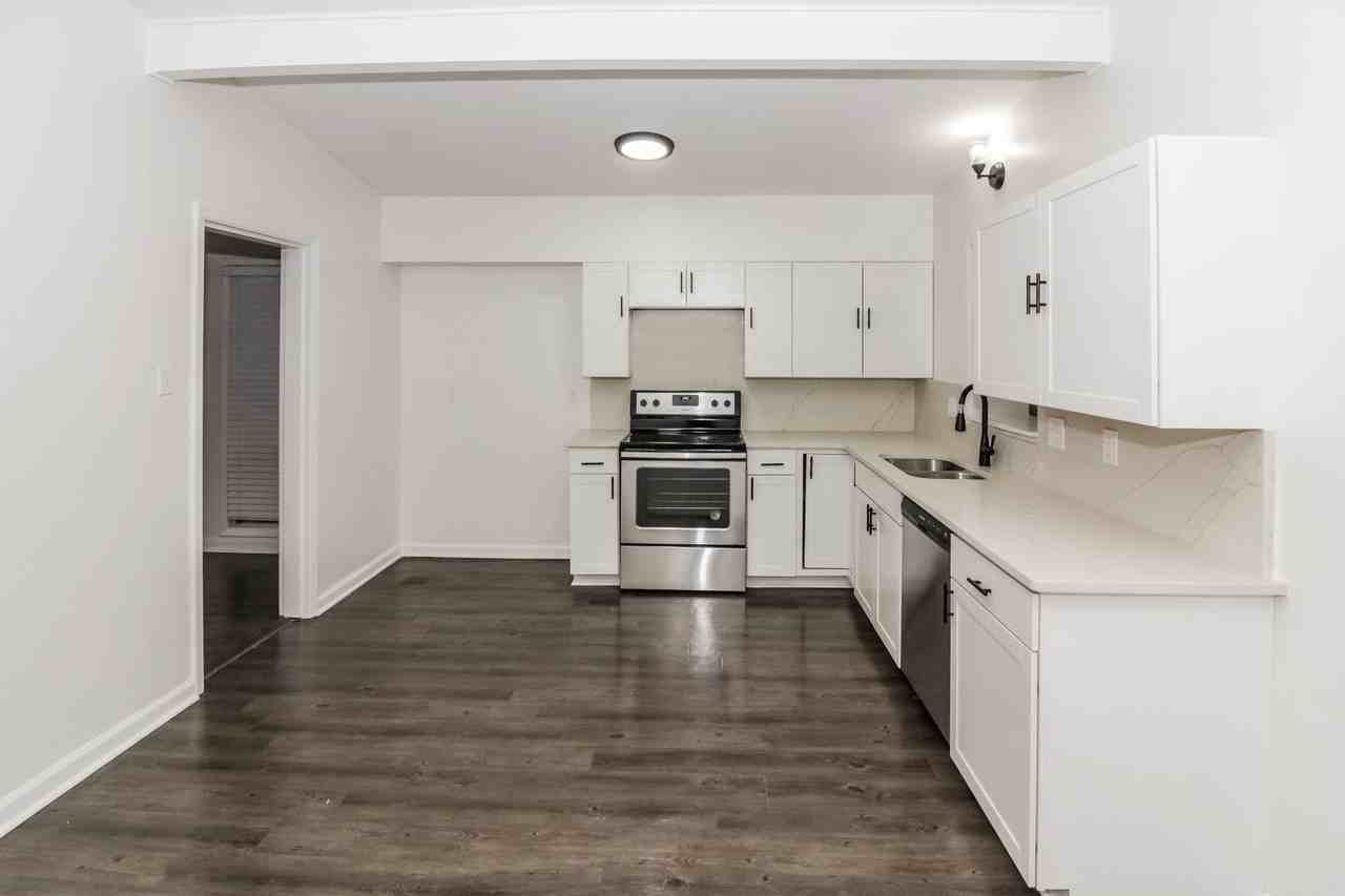 5194 Warfield Drive - Photo 4 of 13