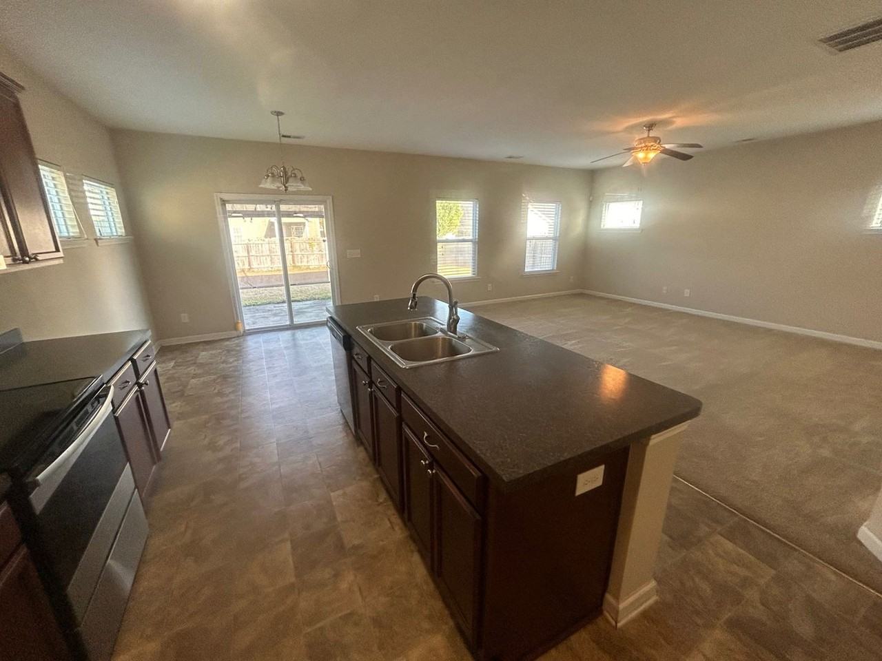 224 Jerri Lane - Photo 3 of 27