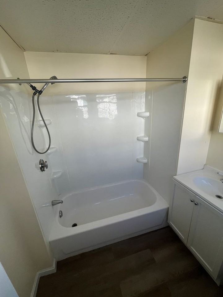 426 Fletcher Street - Photo 7 of 9