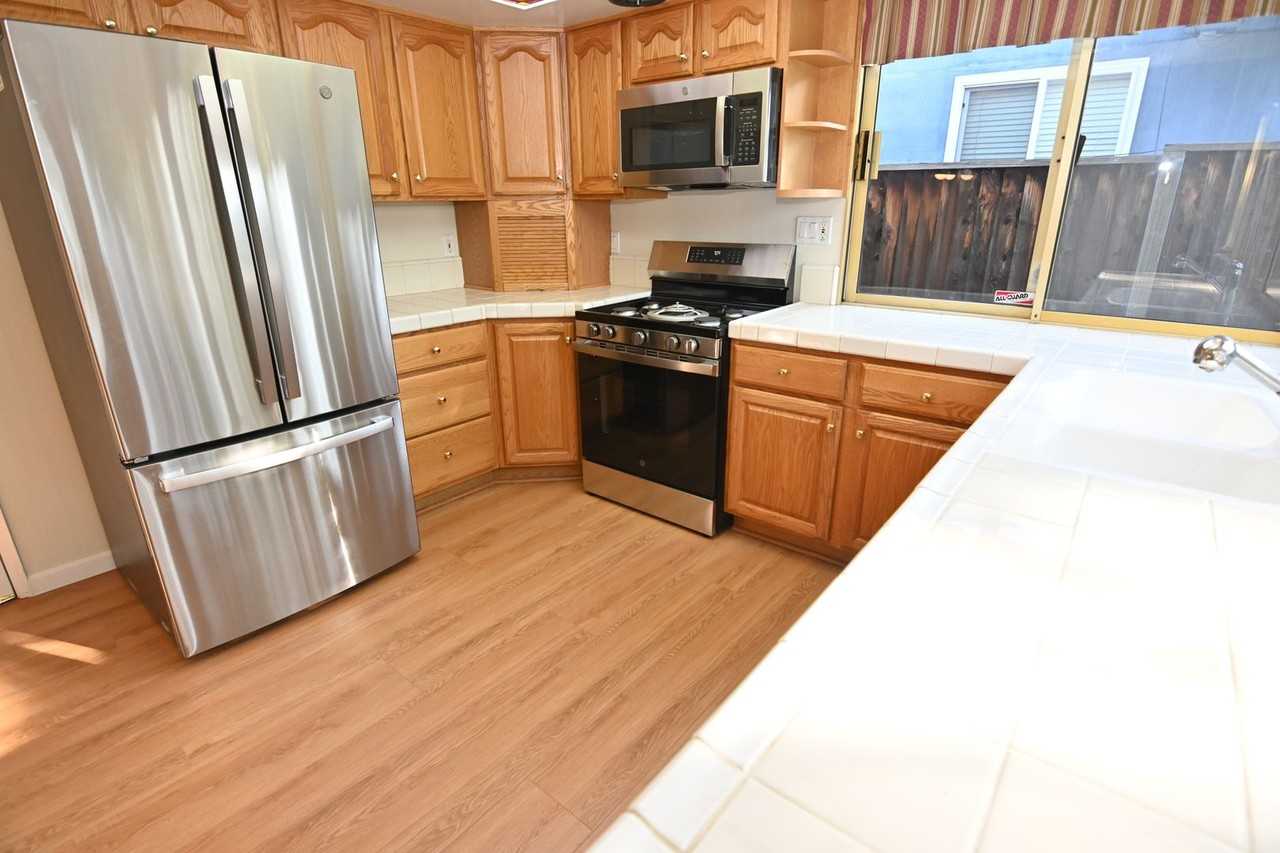 174 Wyandotte Drive - Photo 3 of 8