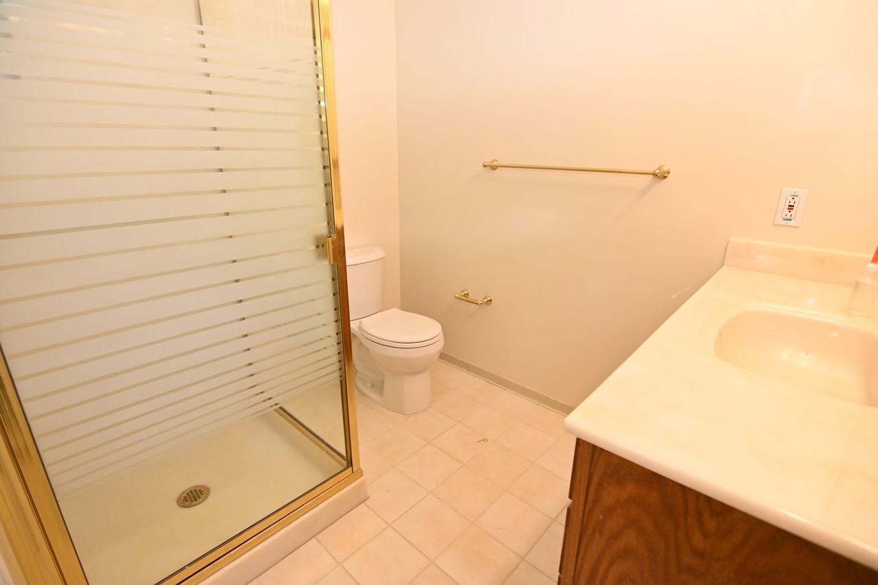 174 Wyandotte Drive - Photo 6 of 8