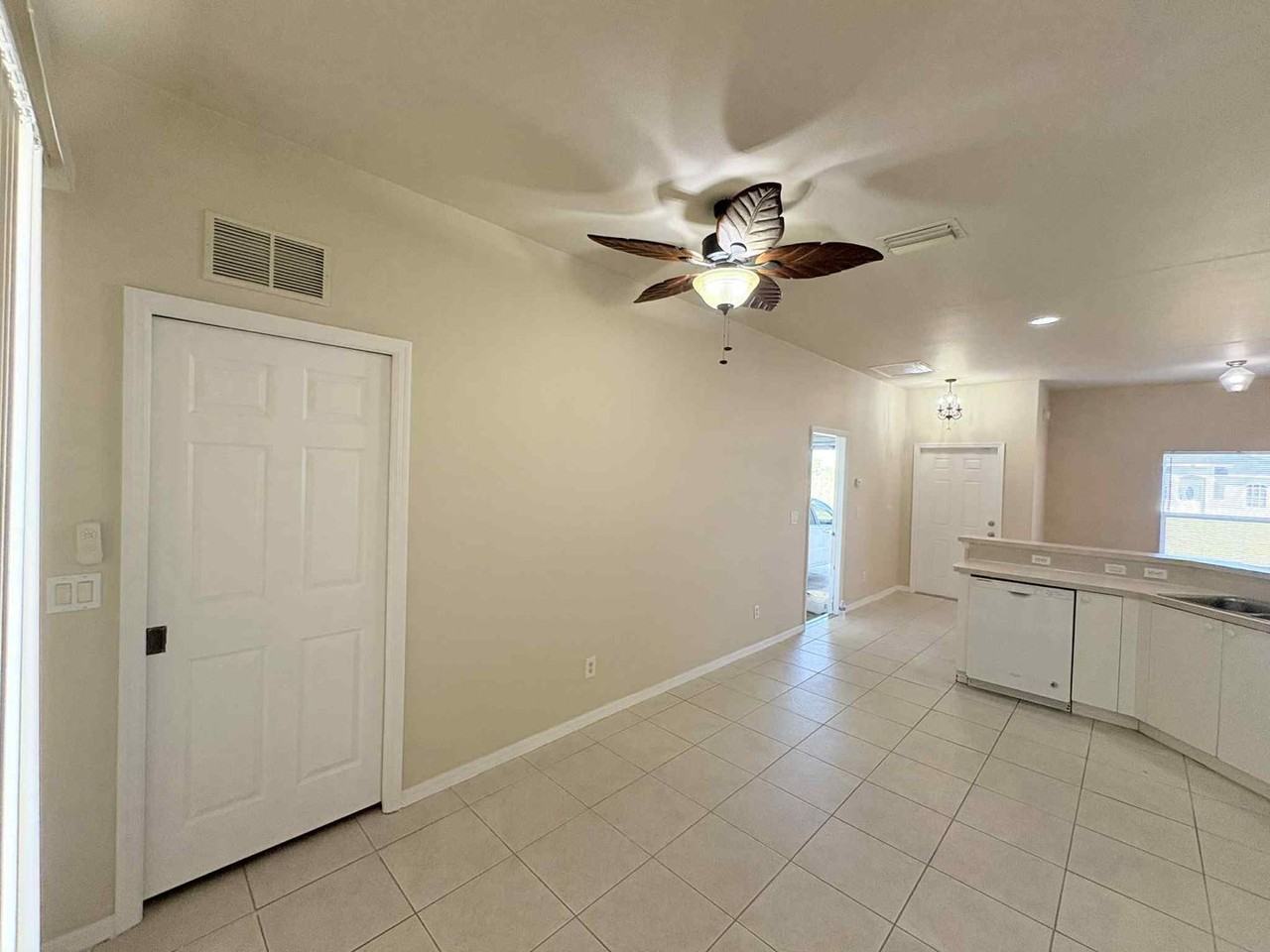 3019 26th Street Southwest - Photo 7 of 25