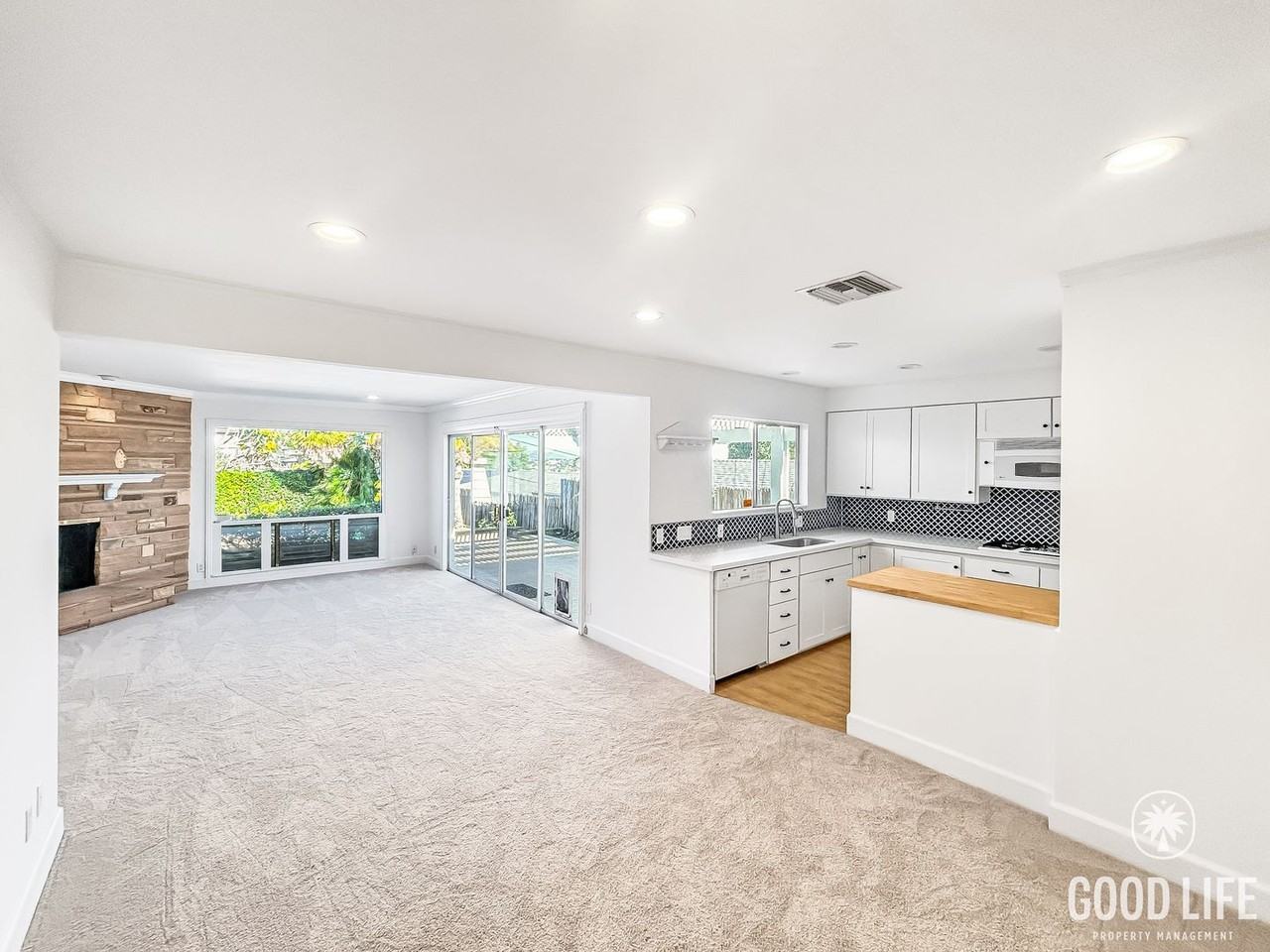 4270 Del Monte Avenue - Photo 4 of 34