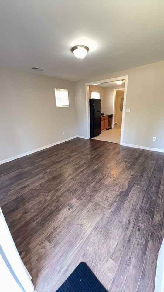 3356 William Tell Drive - Photo 2 of 9