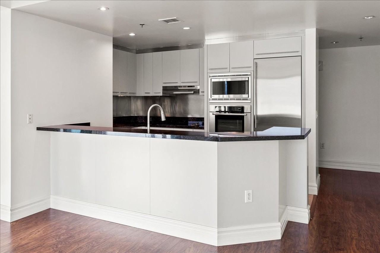 2700 South Las Vegas Boulevard #1701 - Photo 6 of 25